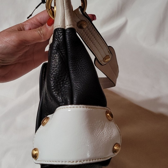 B.Makowsky Black Cream Leather Shoulder Bag Purse - Picture 6 of 15